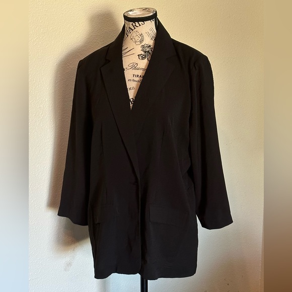 NYCC Lightweight Blazer PL - Picture 2 of 3